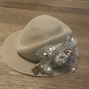 Blima Elegant Tan Women's Hat with Floral Accent ☀️SJ